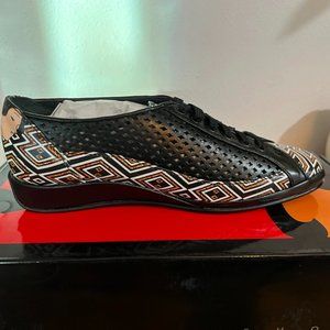 "Silhouette" Sissy - 453 Perforated ICON Sneaker